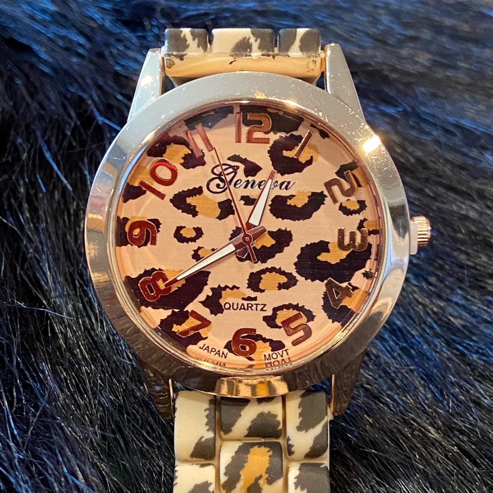 Leopard Silicone Quartz Watch